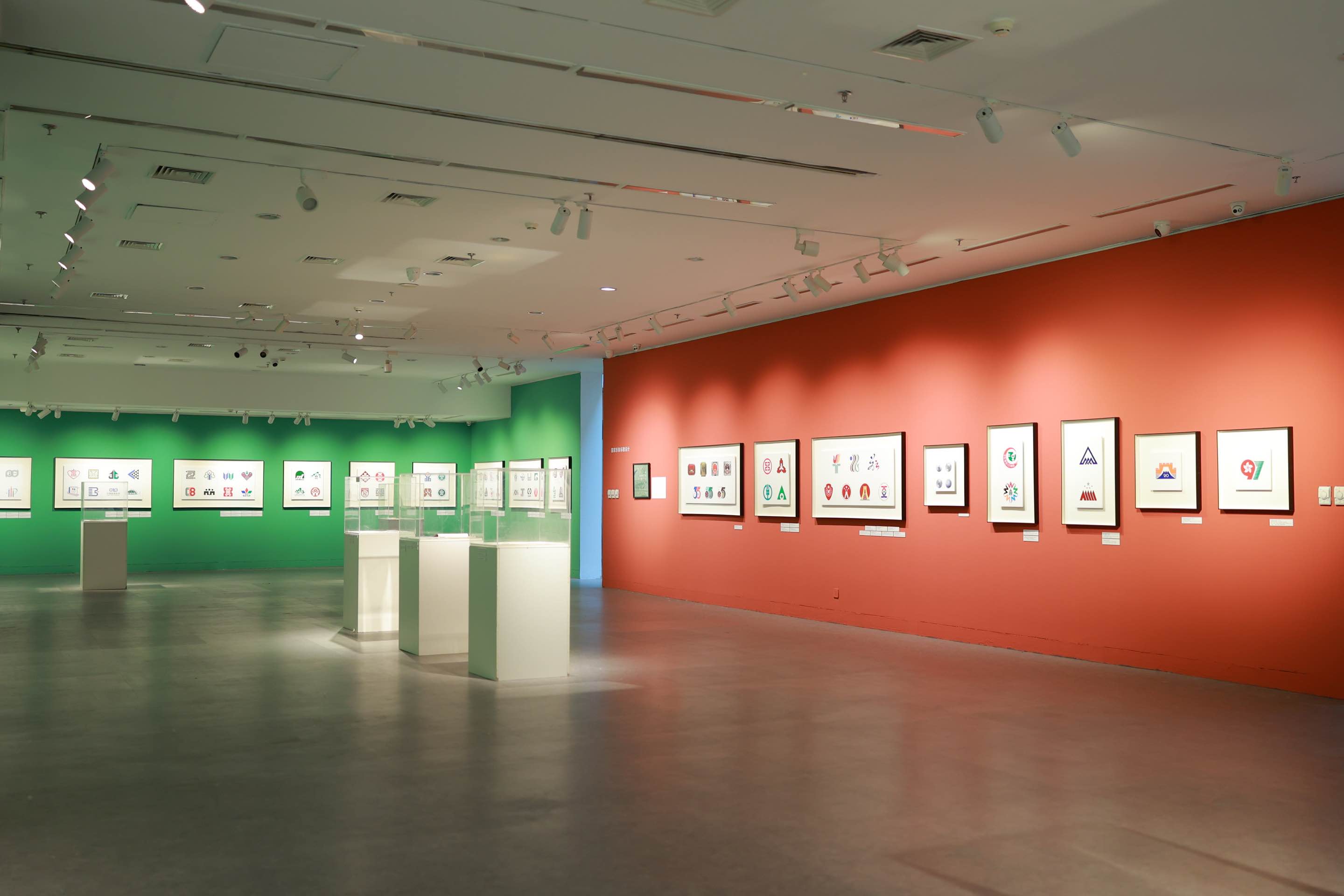 20240429-陈汉民设计文献展-美术学院-标志及其应用，陈汉民设计1.jpg